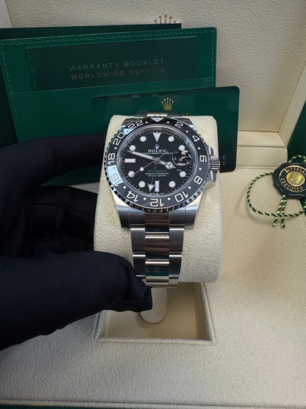 GMT-Master II Black Grey Bezel Oyster Bracelet "Bruce Wayne" 126710GRNR - Image 6