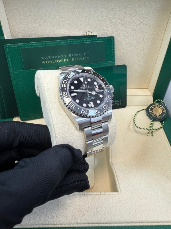 GMT-Master II Black Grey Bezel Oyster Bracelet "Bruce Wayne" 126710GRNR - Image 8