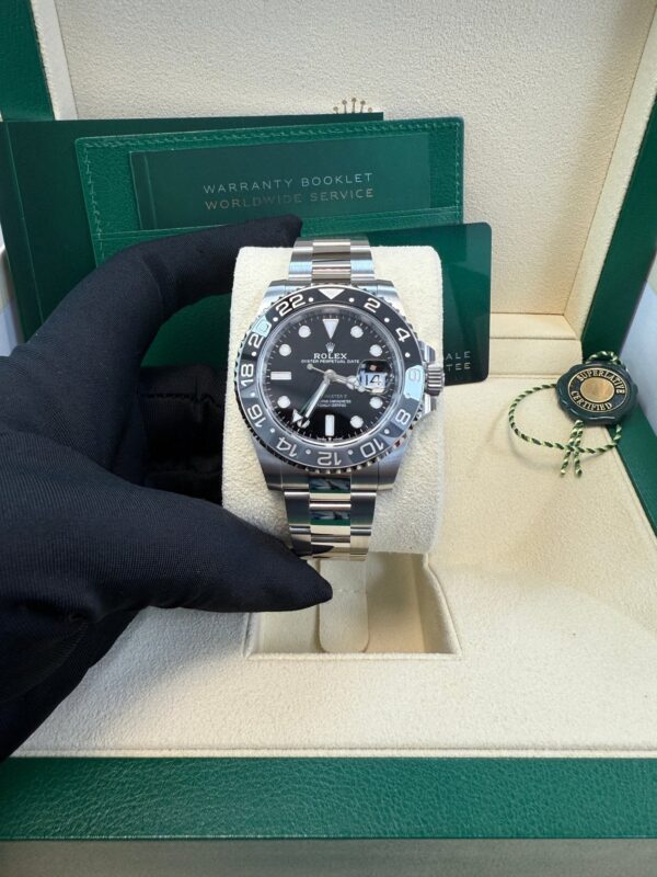 GMT-Master II Black Grey Bezel Oyster Bracelet "Bruce Wayne" 126710GRNR - Image 17