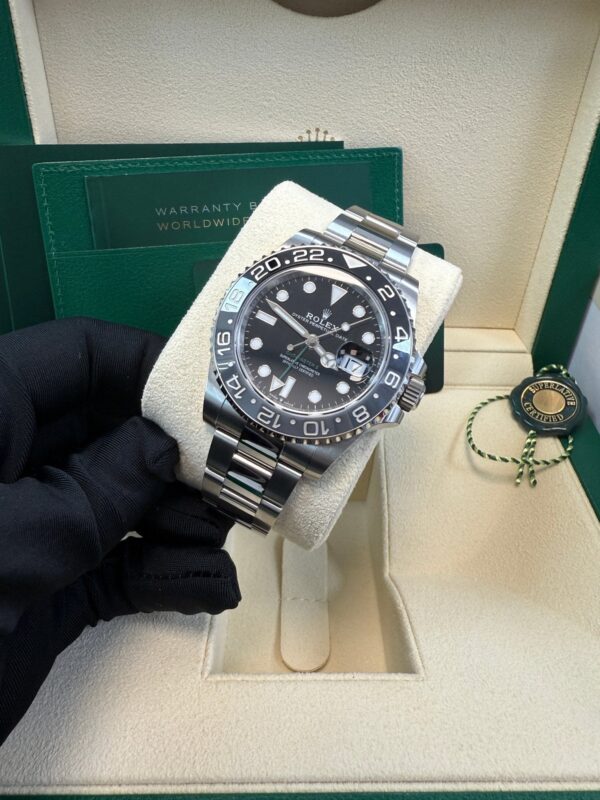 GMT-Master II Black Grey Bezel Oyster Bracelet "Bruce Wayne" 126710GRNR - Image 7