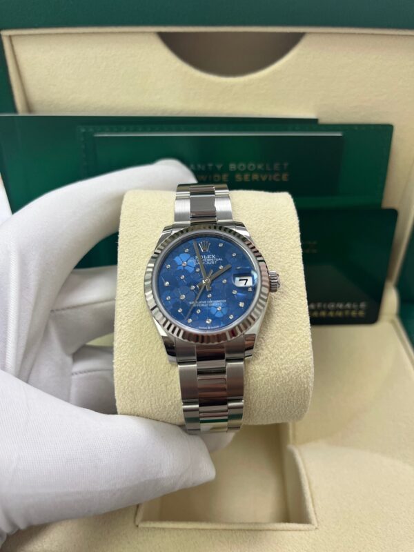 Rolex Datejust 31mm New 2022 Model Oystersteel and White Gold Oyster Bracelet (Reference 278274) - Image 7