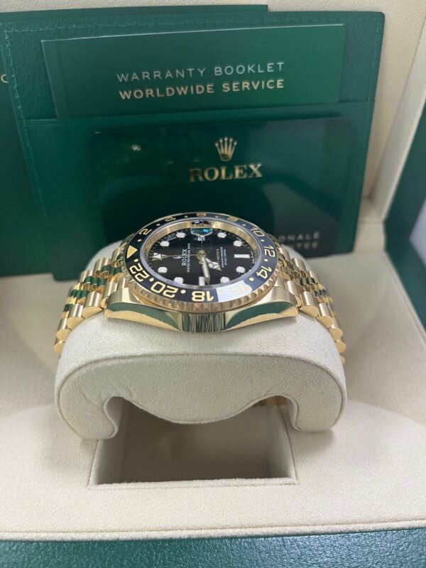 Rolex GMT-Master II NEW RELEASE 2024 GMT-Master II JUBILEE 126718GRNR - Image 3