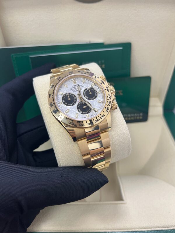 Rolex Cosmograph Daytona Meteorite and Black dial Oyster bracelet (Ref# 116508) - Image 7