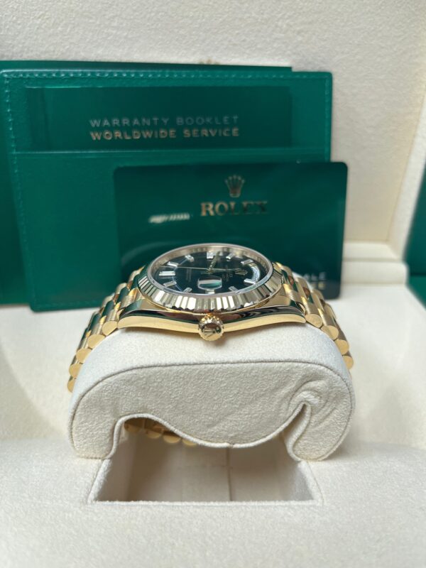 Rolex Day-Date 40 Yellow Gold Day-Date 40 Watch - Fluted Bezel - Onyx Dial - President Bracelet 228238 - Image 5