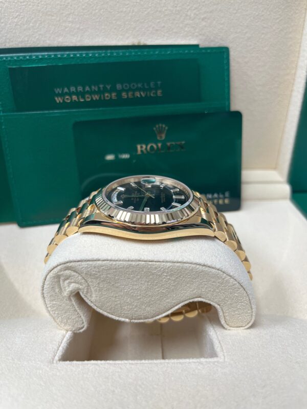 Rolex Day-Date 40 Yellow Gold Day-Date 40 Watch - Fluted Bezel - Onyx Dial - President Bracelet 228238 - Image 6