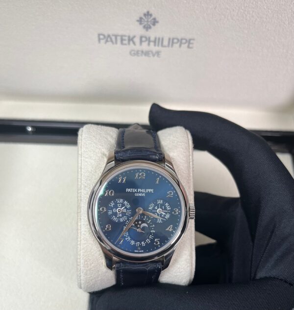 Patek Philippe Grand Complications Perpetual Calendar Moon Phase White Gold/ Royal Blue Dial & Strap (Ref#5327G-001) - Image 9