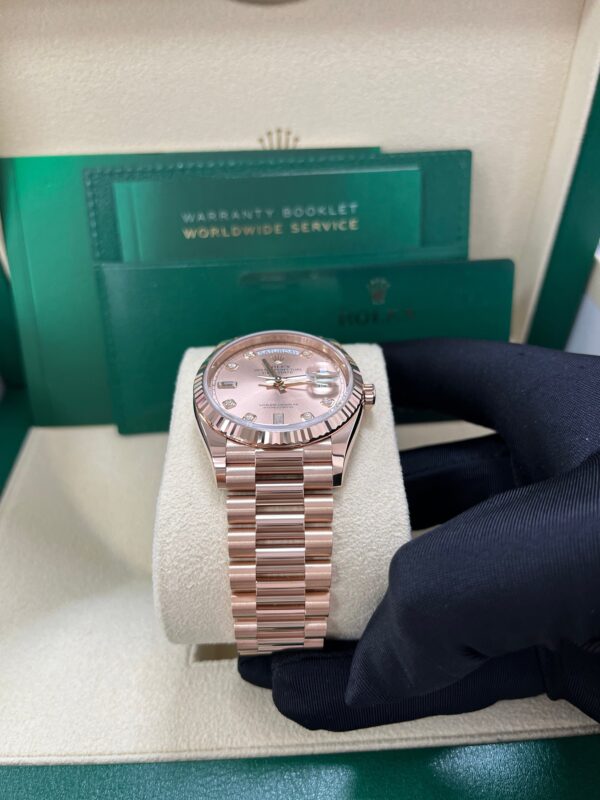 Rolex Day-Date 36 Everose Gold Day-Date 36 Watch - Fluted Bezel - Rosé Diamond Dial - President 128235 - Image 4