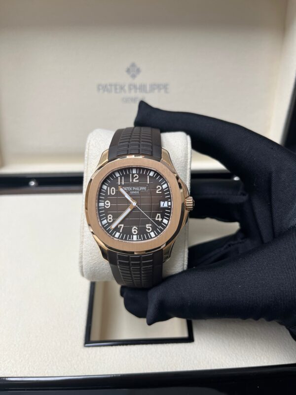 Patek Philippe Aquanaut Rose Gold - Brown Dial (Ref# 5167R-001) - Image 5