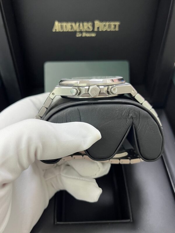 Audemars Piguet Royal Oak Selfwinding Chronograph/ Stainless Steel/ Black Dial/ White Sub-Dials (Ref#26331ST.OO.1220ST.02) - Image 2
