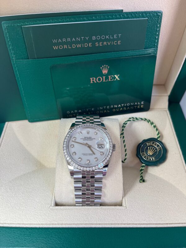 Rolex Datejust 36 Mother of Pearl Diamond Dial Diamond Bezel steel - 36mm Jubilee Bracelet (Reference #126284rbr) - Image 4