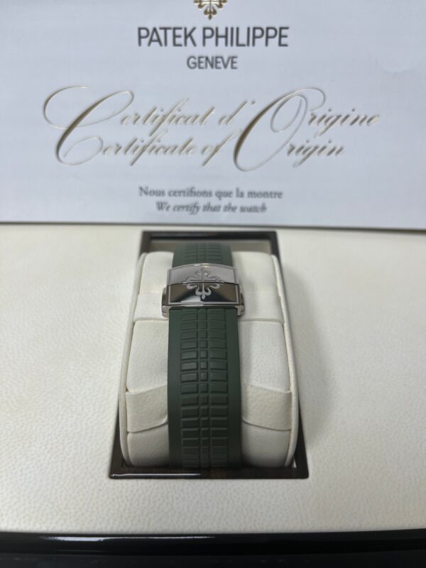 Patek Philippe Aquanaut Self-Winding Green Dial Ref # 5968G-010 - Image 8