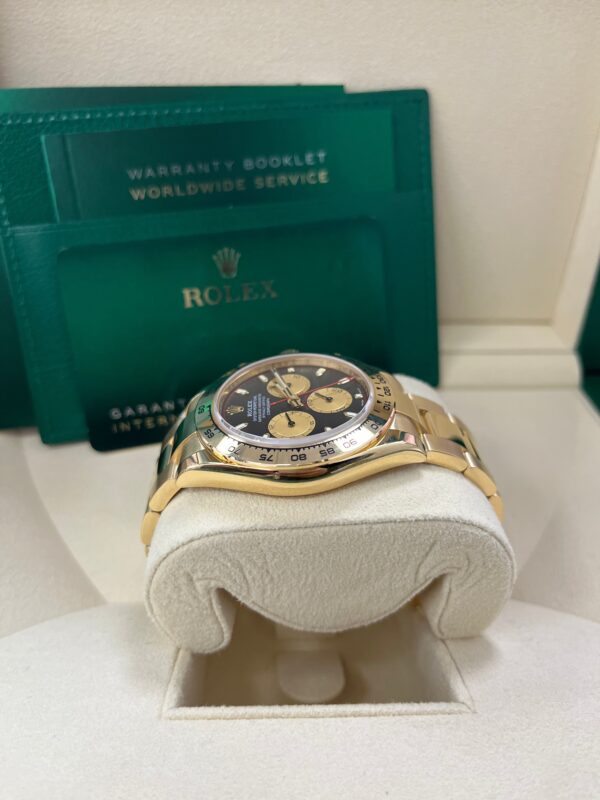 Rolex Daytona Paul Newman Yellow Gold Daytona Black Dial Yellow Subdials 116508 - Image 4