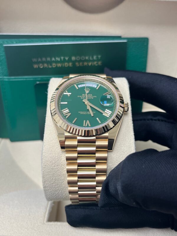 Rolex Day-Date 40 Yellow Gold Green Roman Dial  228238 - Image 12
