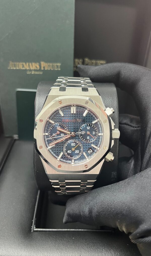 Audemars Piguet ROYAL OAK “50TH ANNIVERSARY” STEEL BRACELET BLUE DIAL 26240ST.OO.1320ST.01 - Image 21