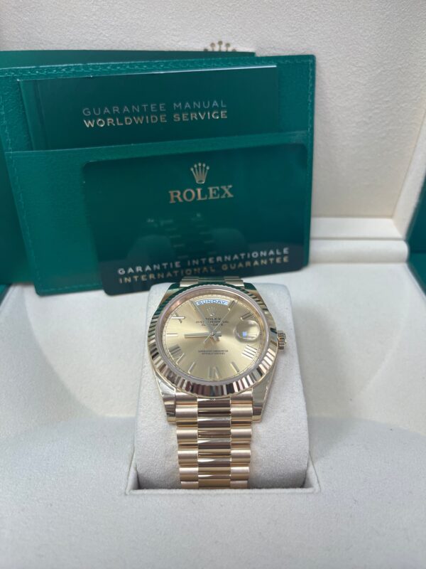 Rolex Day-Date 40 Yellow Gold Champagne Roman Dial Fluted Bezel (Ref # 228238) - Image 3