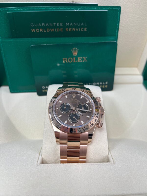 Rolex Everose Gold Cosmograph Daytona 40 Watch - Chocolate and Black Index Dial (Ref # 116505 ) - Image 3