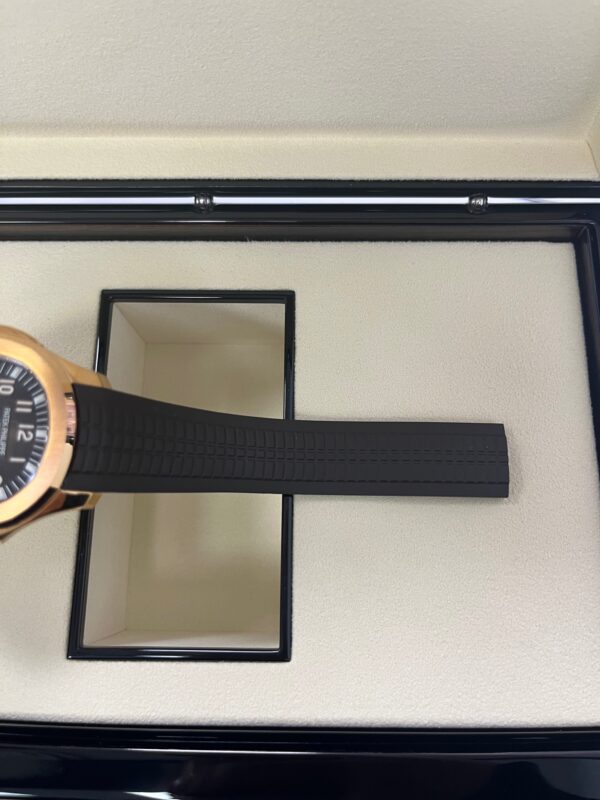 Patek Philippe Aquanaut Time Travel/ Rose Gold/ Chocolate Dial (Ref#5164R/001) - Image 10