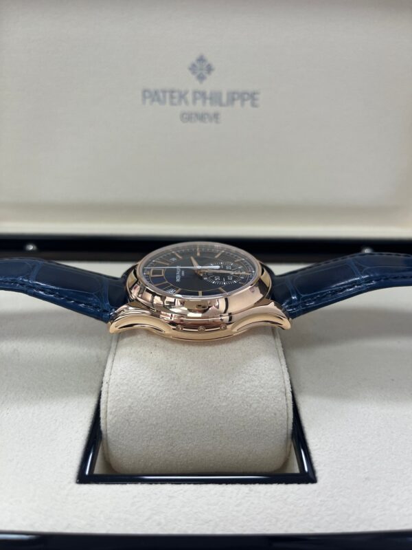 Patek Philippe Annual Calendar Chronograph 5905R-010 Blue Dial - Image 10