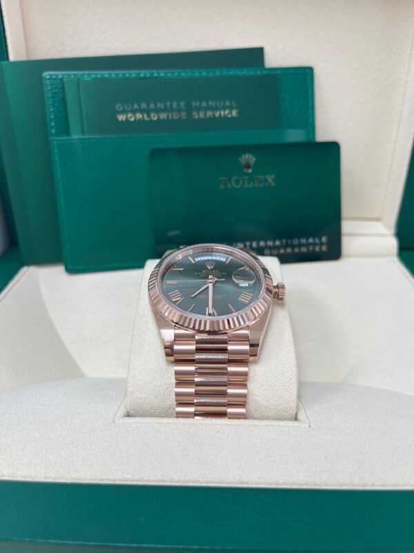 Rolex Day-Date 40 Rose Gold Green Roman Dial - Fluted Bezel (Ref#228235) - Image 3