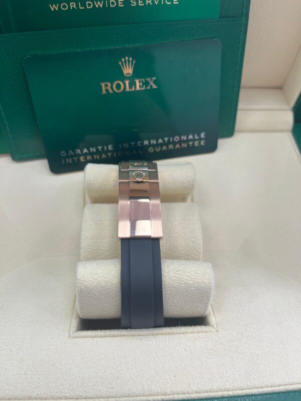 Rolex Yacht-Master 37mm Rose Gold - Black Dial - Oysterflex Strap (Ref# 268655) - Image 8
