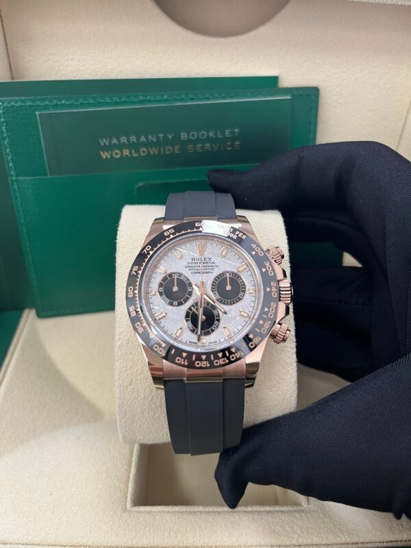 Rolex Daytona Everose Gold Cosmograph Daytona 40 Watch Meteorite Black Index Dial Oysterflex 116515ln - Image 7