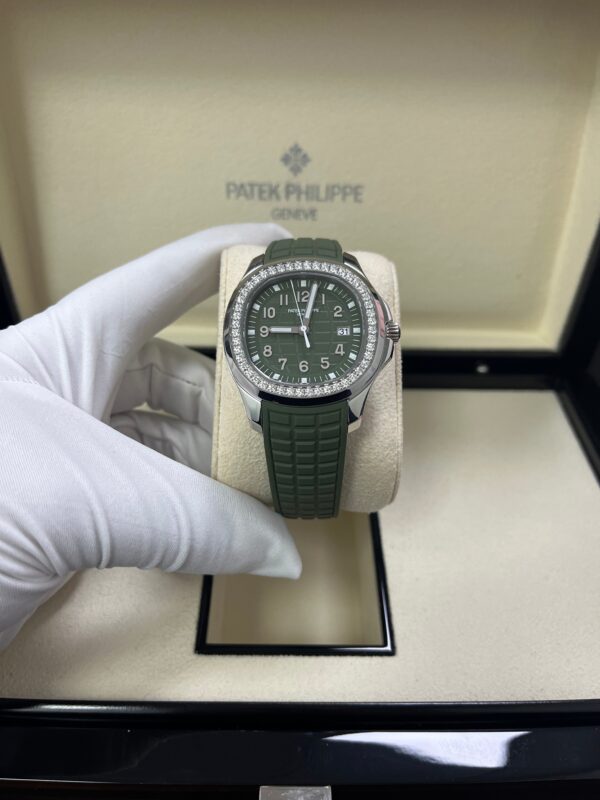Patek Philippe Aquanaut Luce (Ref# 5267/200A-011) - Image 5