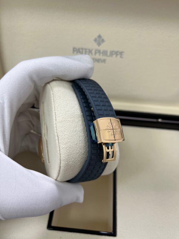 Patek Philippe Aquanaut Luce Annual Calendar Rose Gold (Reference # 5261R-001) - Image 9
