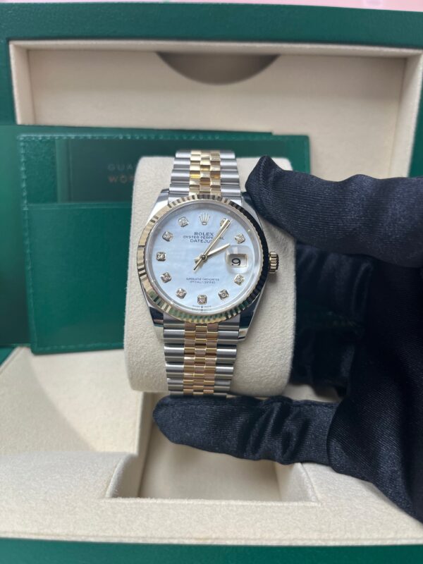 Rolex Mother of Pearl Dial Jubilee Two-Tone Yellow Gold Datejust 36 (Reference 126233) - Image 7