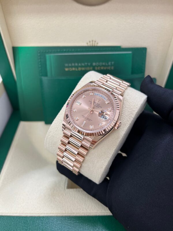 Rolex Day-Date 36 Everose Gold Day-Date 36 Watch - Fluted Bezel - Rosé Diamond Dial - President 128235 - Image 7