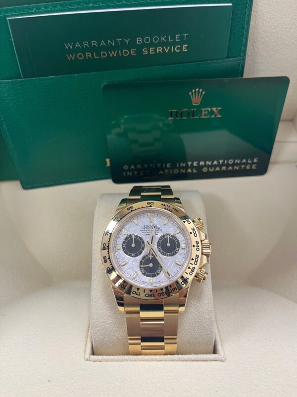 Rolex Cosmograph Daytona Meteorite and Black dial Oyster bracelet (Ref# 116508) - Image 4