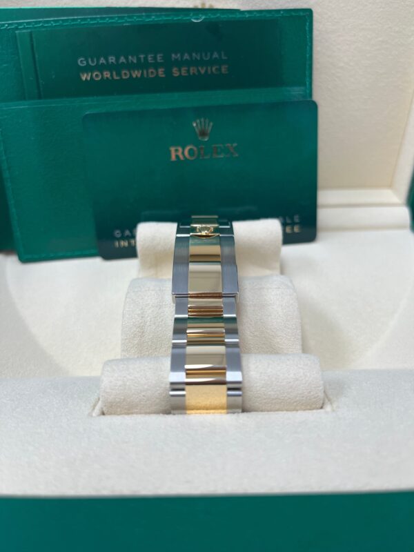 Rolex Daytona Yellow Rolesor Cosmograph Daytona 40 Watch - Champagne Index Dial 116503 - Image 8