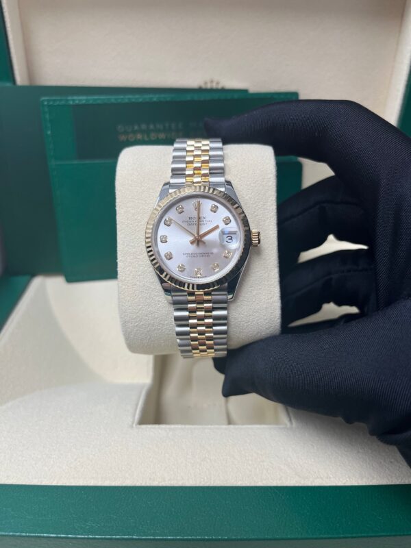 Rolex Datejust 31 Steel and Yellow Gold Datejust 31mm - Fluted Bezel - Silver Diamond Dial - Jubilee 278273 - Image 12