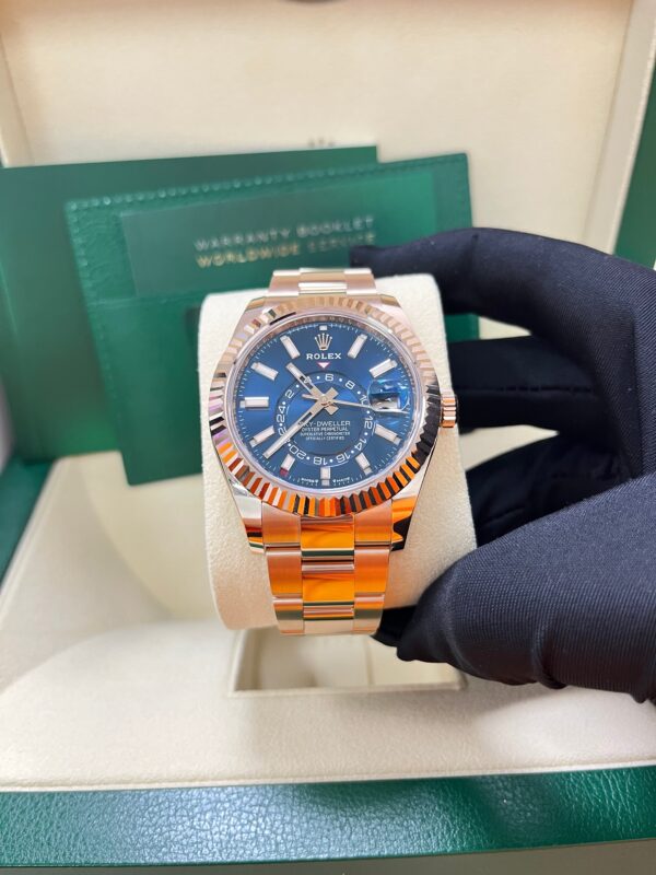 Rolex Sky-Dweller Blue Dial  Oyster Bracelet 336935 - Image 3