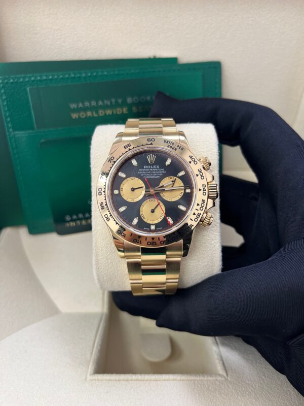 Rolex Daytona Paul Newman Yellow Gold Daytona Black Dial Yellow Subdials 116508 - Image 8