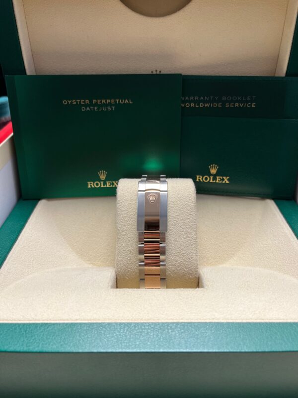 Rolex Datejust 41 Two-Tone Stainless Steel and Rose Gold/ Sundust Diamond Dial/ Fluted Bezel/ Oyster Bracelet (Ref#126331) - Image 5
