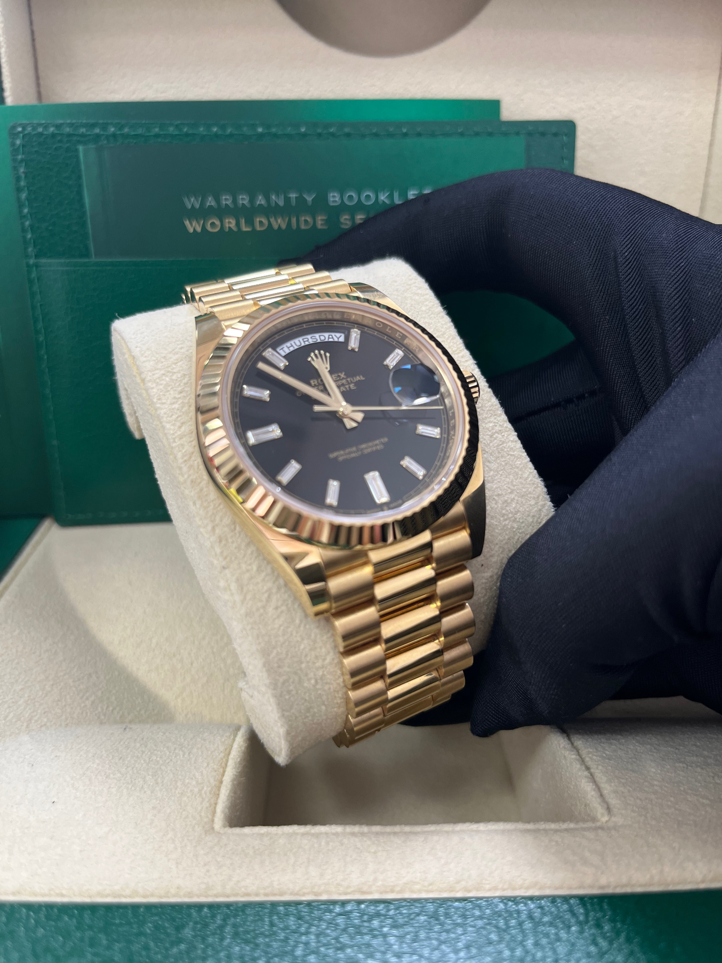 Rolex Day-Date 40 18k Yellow Gold - Baguette Diamond Dial - Fluted Bezel (Ref# 228238) - Image 2