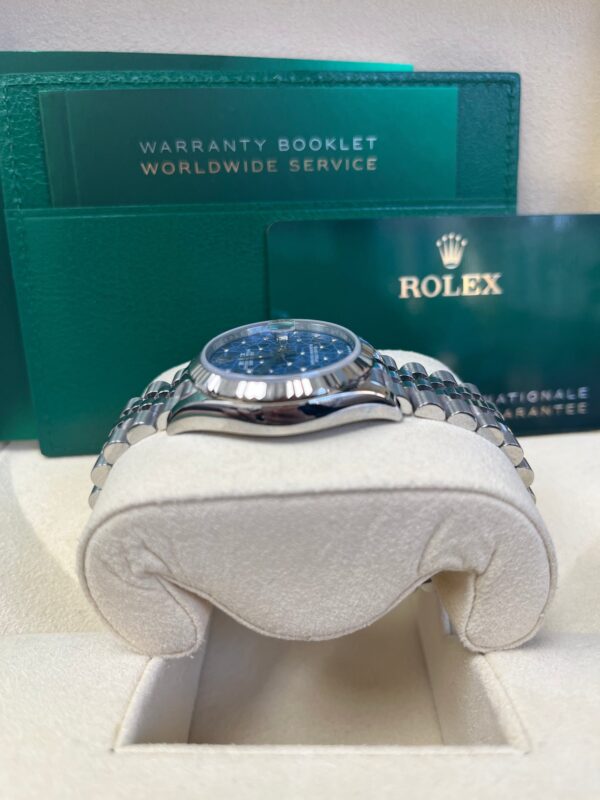 Rolex Datejust 31mm New 2022 Model Oystersteel and White Gold Jubilee Bracelet (Reference 278274) - Image 8