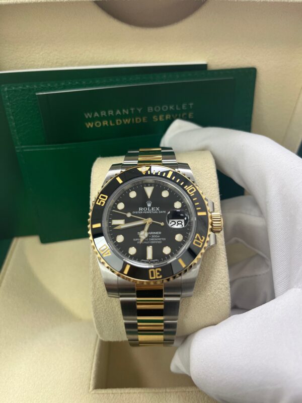 Rolex Submariner Date 18K Yellow Gold/Steel Black Dial 116613LN - Image 6
