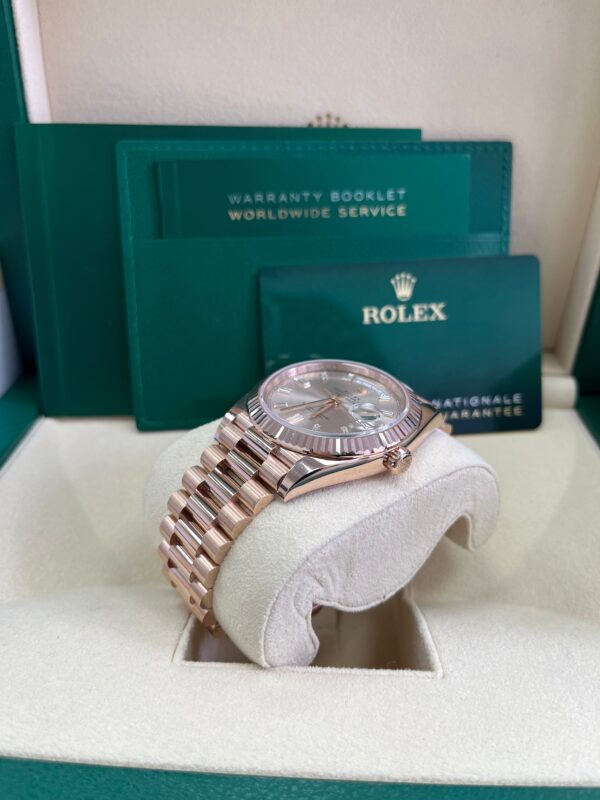 Rolex Day-Date 40 Fluted Bezel Sundust Baguette Diamond Dial President Bracelet 228235 - Image 9