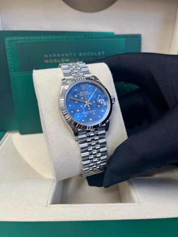 Rolex Datejust 31mm New 2022 Model Oystersteel and White Gold Jubilee Bracelet (Reference 278274) - Image 10