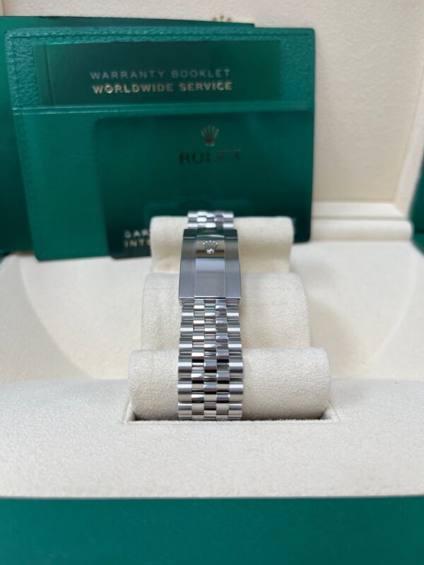 Rolex Datejust 36 Steel Datejust 36mm Fluted Bezel Silver Diamond Roman VI and IX Dial Jubilee 126234 - Image 8