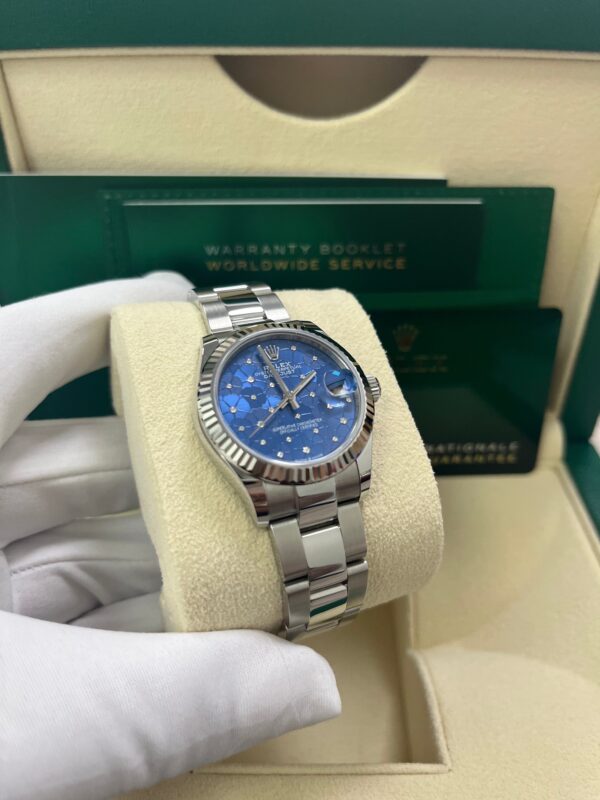 Rolex Datejust 31mm New 2022 Model Oystersteel and White Gold Oyster Bracelet (Reference 278274) - Image 8