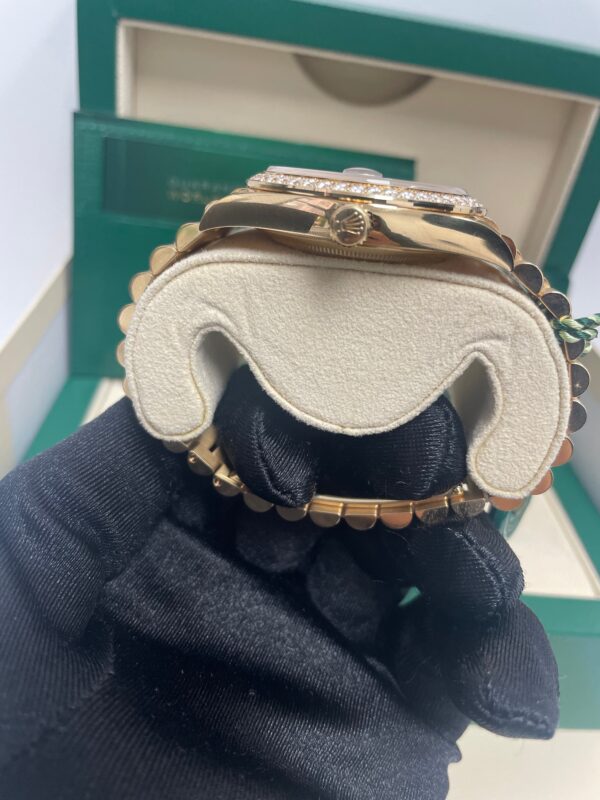 Rolex Day-Date 40 Yellow Gold - Black Diamond Dial - Diamond Bezel - President Bracelet (Ref# 228348RBR) - Image 7
