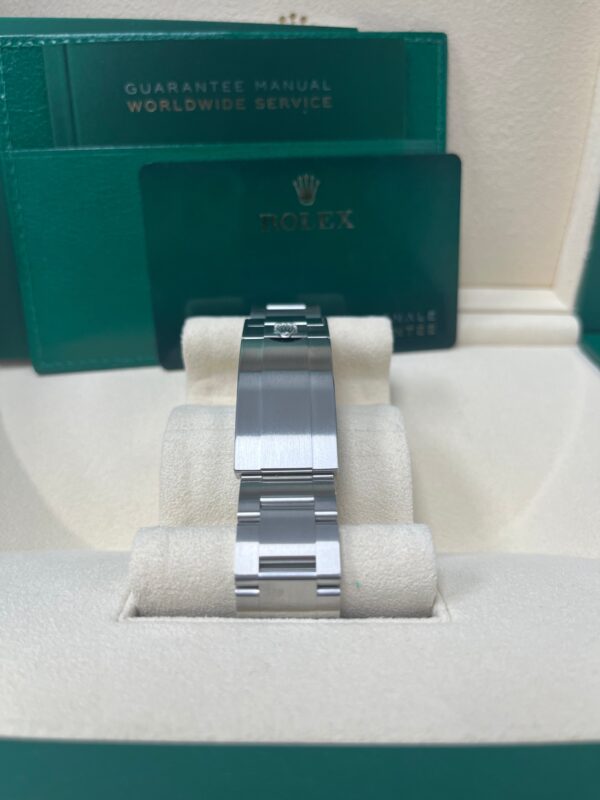 Rolex Submariner (No Date) Black Dial No Date 124060 - Image 7