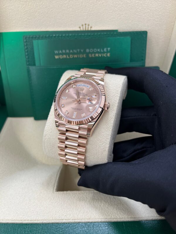 Rolex Day-Date 36 Everose Gold Day-Date 36 Watch - Fluted Bezel - Rosé Diamond Dial - President 128235 - Image 2
