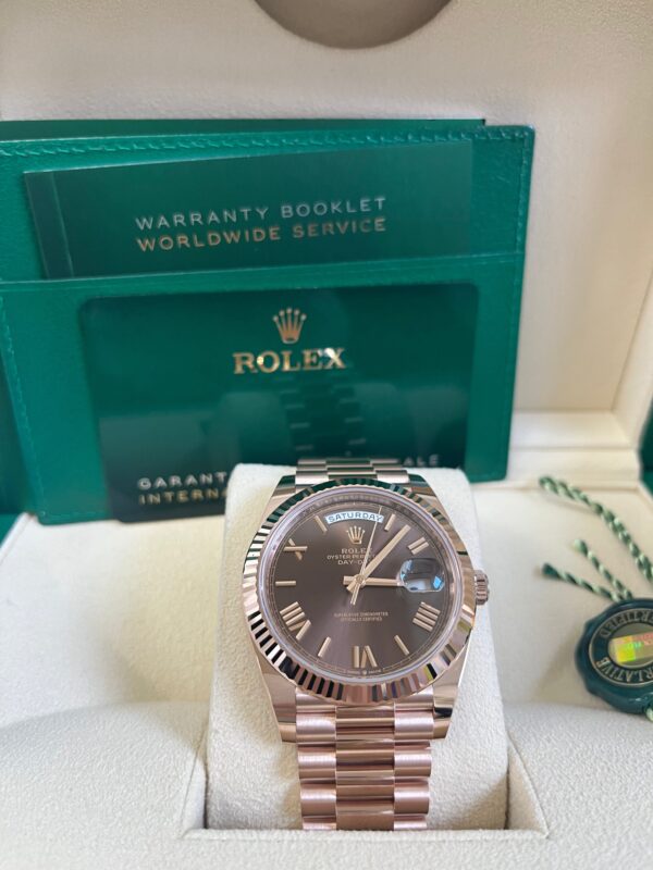 Rolex Day-Date 40 Rose Gold w/ Chocolate Roman Dial & Fluted Bezel (Ref# 228235) - Image 2
