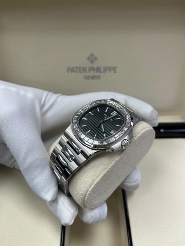 Patek Philippe Nautilus Green Dial Ref # 5711/1300A-001 - Image 12