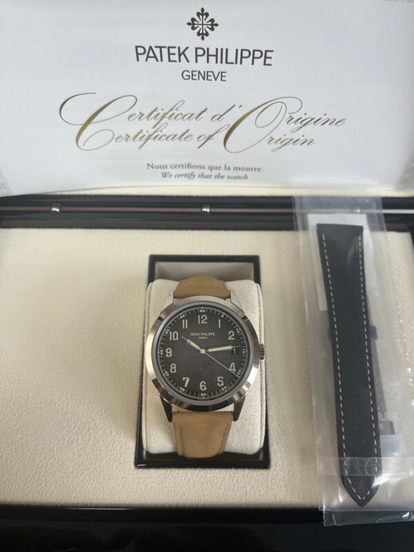 Patek Philippe Calatrava 40mm 18k White Gold 40mm Textured Dial 5226G-001 - Image 9