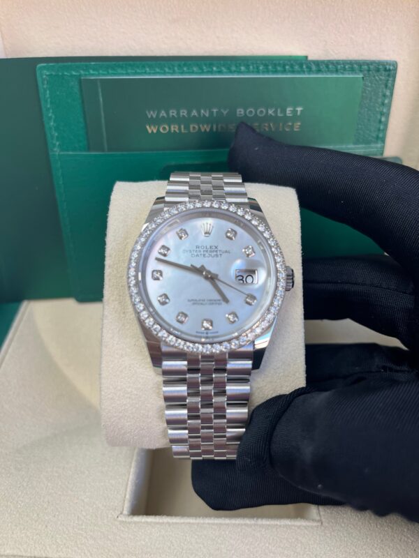 Rolex Datejust 36 Mother of Pearl Diamond Dial Diamond Bezel steel - 36mm Jubilee Bracelet (Reference #126284rbr) - Image 5
