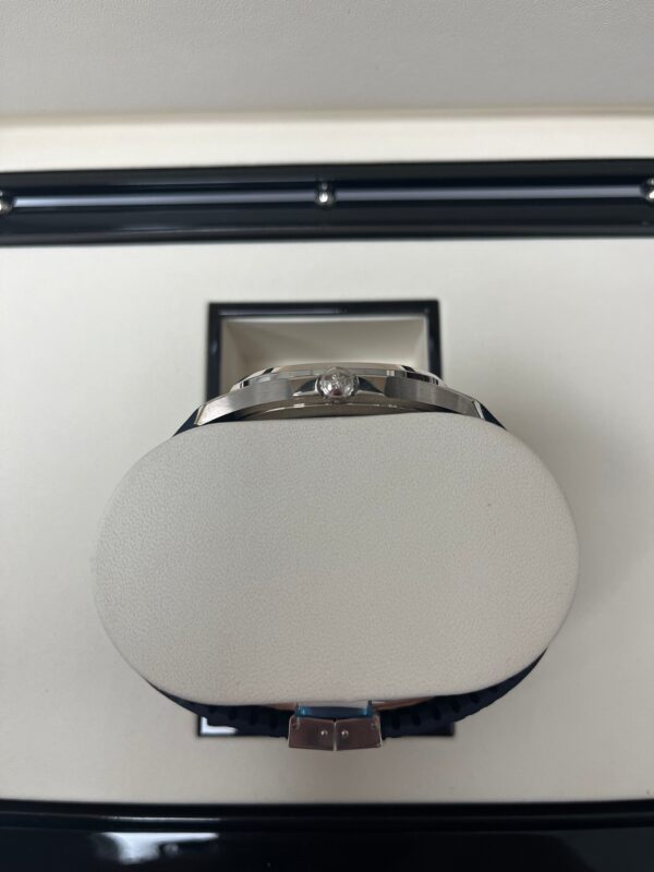 Patek Philippe Aquanaut White Gold/ Blue Embossed Dial (Ref#5168G-001) - Image 8